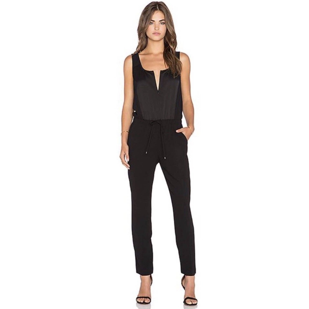 Trina Turk Sleeveless Jumpsuit Size 12 Black Elastic Waist Sporty Casual Sexy